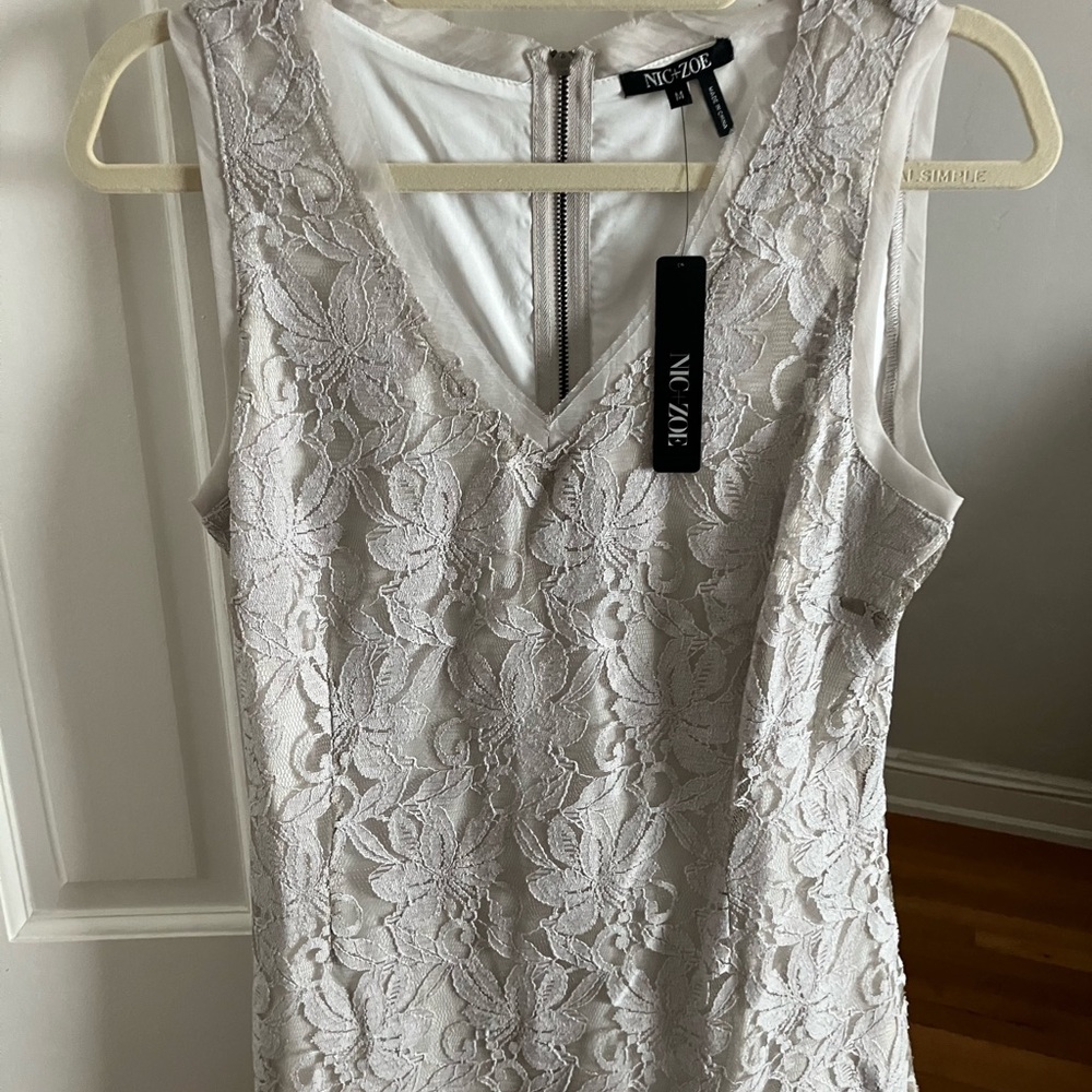 NIC+ZOE Elegant Silver Pearl Lace Top